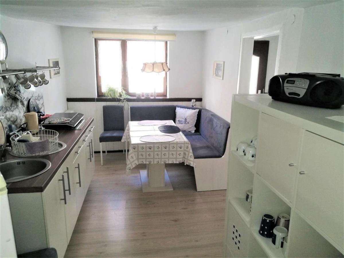 Familienfreundliches Ferienhaus Mit 3 Schlafzimmern Oldisleben Luaran gambar